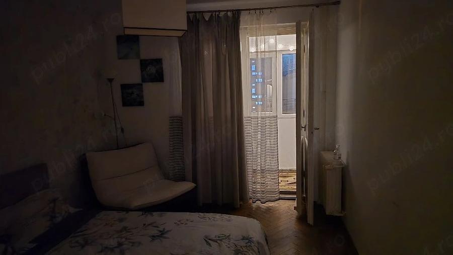 Apartament cu 3 camere semidecomandat în Veteranilor