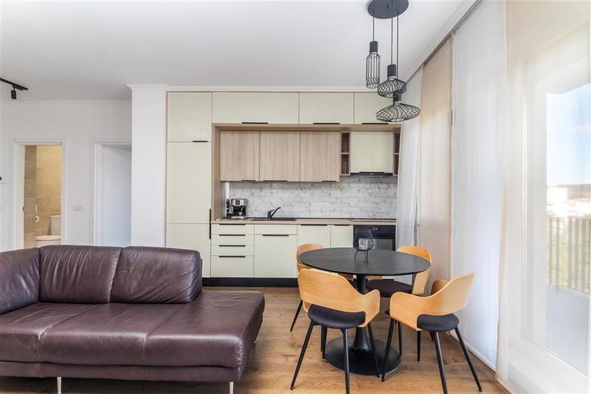 Apartament cu 2 camere semidecomandat în Mărăști