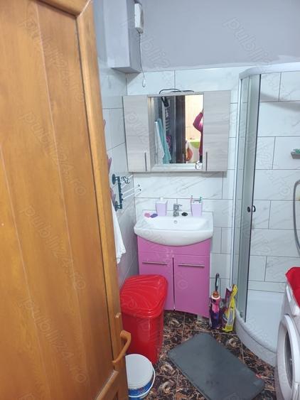 Garsonieră decomandată în Central