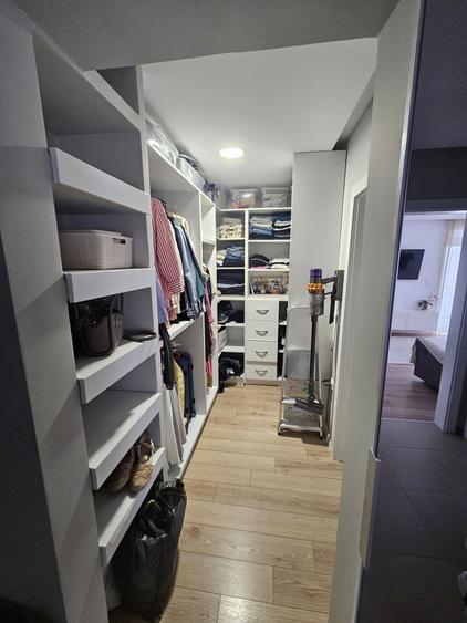 Apartament cu 2 camere decomandat în Exterior Vest