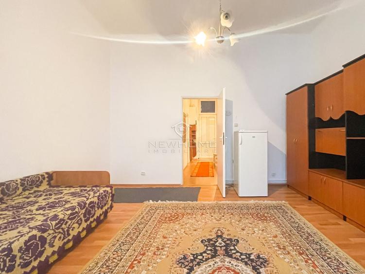 Apartament cu 2 camere decomandat, mobilat în Semicentral