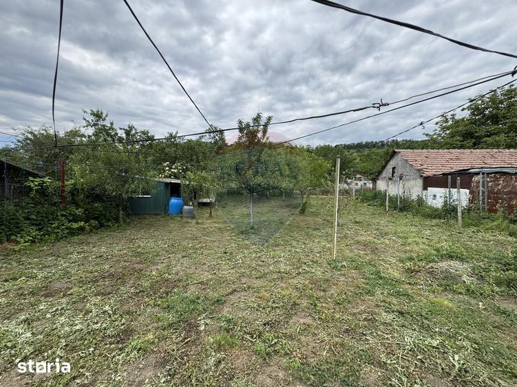 Casă cu 7 camere cu Teren 1026 Mp în Dârlos