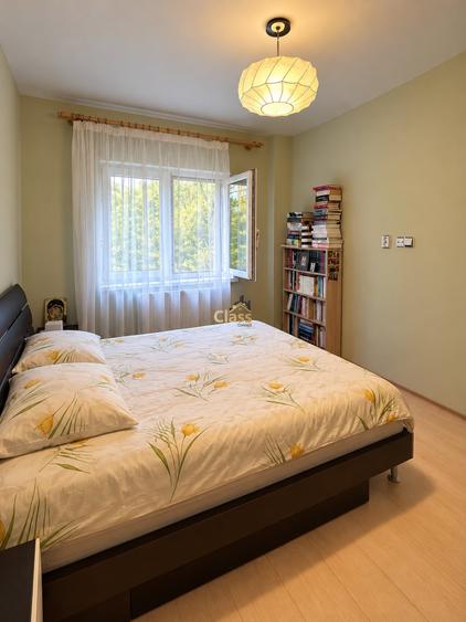 Apartament cu 4 camere decomandat, mobilat în Plopilor