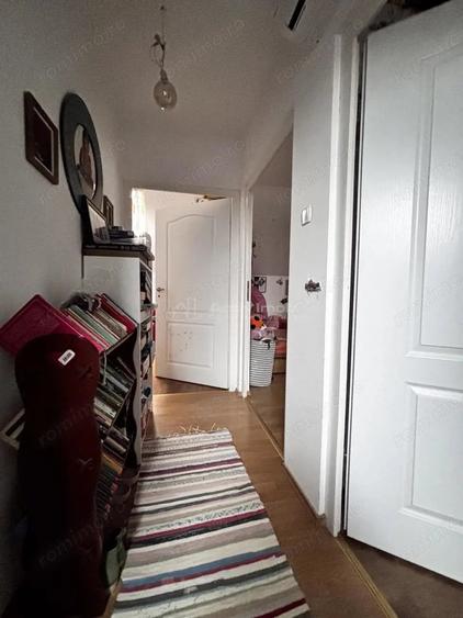 Casă cu 3 camere cu Teren 249 Mp în Biharia