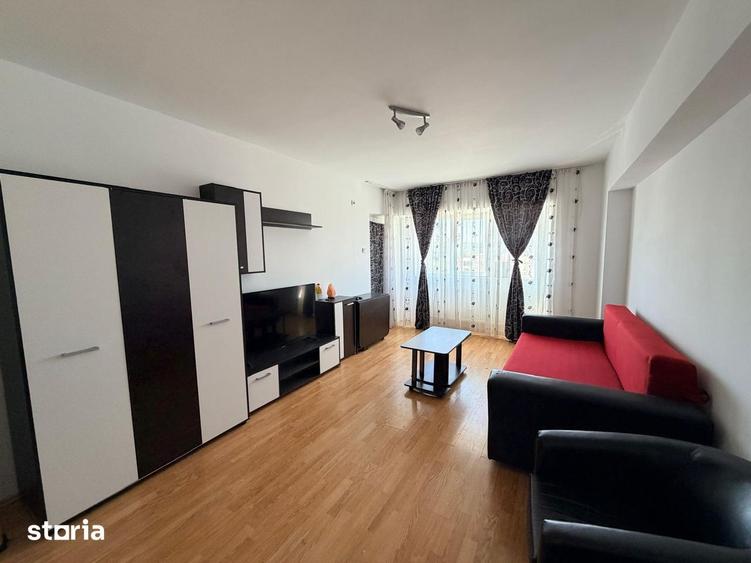Apartament cu 2 camere decomandat în Nicolina