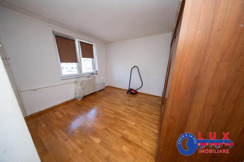Apartament cu 2 camere decomandat în Babadag