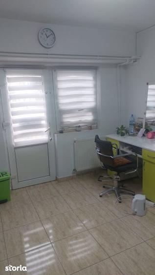 Icil-spatiu comercial 4 camere - 12