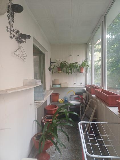 Apartament cu 4 camere semidecomandat în Vasile Aaron