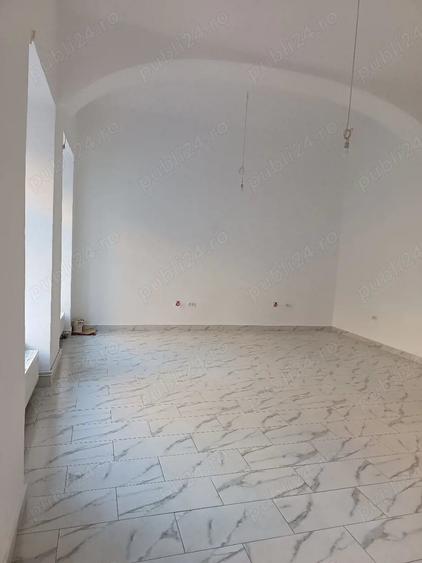 Spațiu comercial, de 50 mp, în Traian
