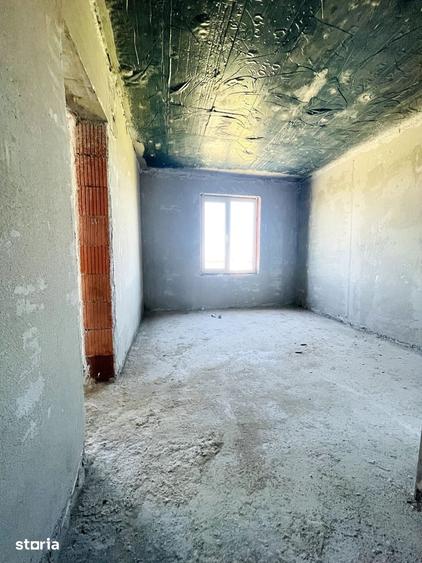 Casă cu 4 camere cu Teren 501 Mp în Sânmartin