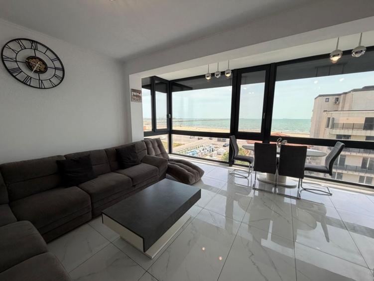 Apartament cu 2 camere semidecomandat, mobilat în Nord