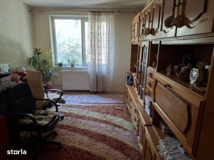 Apartament cu 2 camere decomandat în Rahova — fotografia 1