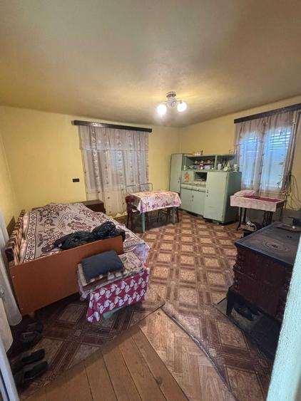 Casă cu 4 camere în Târnova