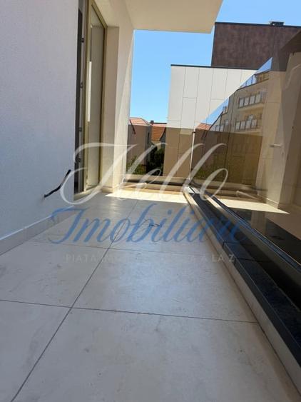 Apartament 3 camere, 57 mp, Centru - 10