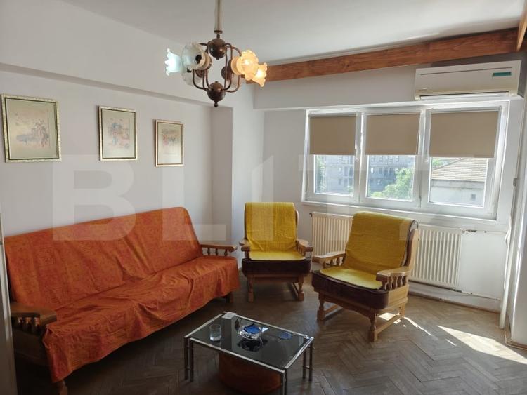 Apartament cu 4 camere, 88 mp, etaj intermediar, pe B-dul Dacia - 9