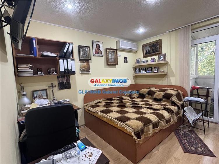 Apartament cu 3 camere semidecomandat în Titan
