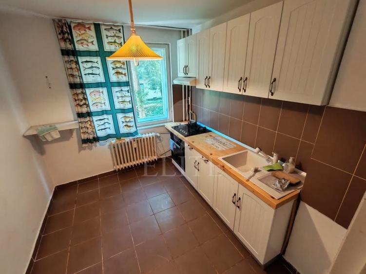 Apartament cu 3 camere semidecomandat în Gheorgheni