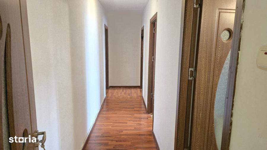 Apartament cu 4 camere în Central