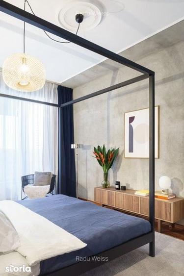 Apartament cu 4 camere decomandat, mobilat în Central