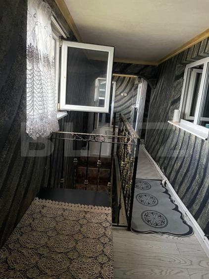 Casa de vanzare, 97 mp, zona Piata Centrala - 12