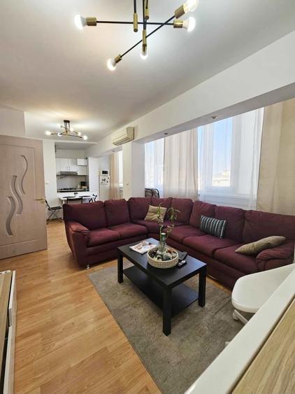 Apartament cu 2 camere semidecomandat, mobilat în Unirii