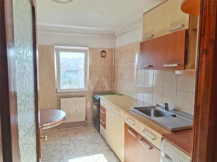 Apartament 3 camere decomandat, zona Narcisa - 4