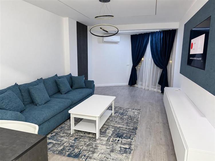 Apartament cu 2 camere decomandat, mobilat în Exterior Sud