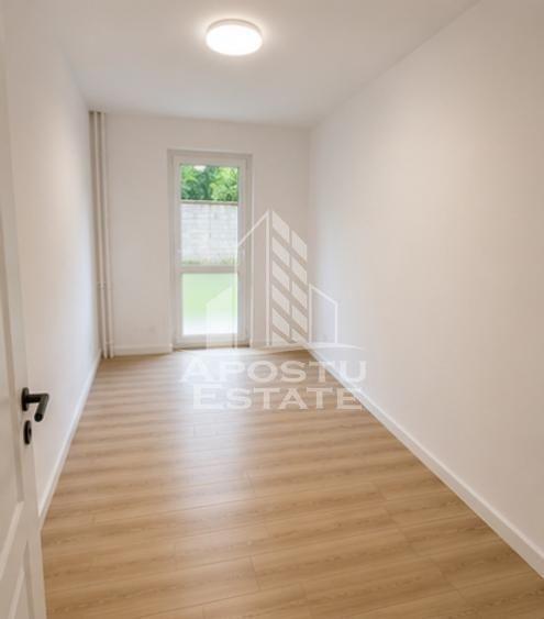 Apartament cu 3 camere semidecomandat în Șagului