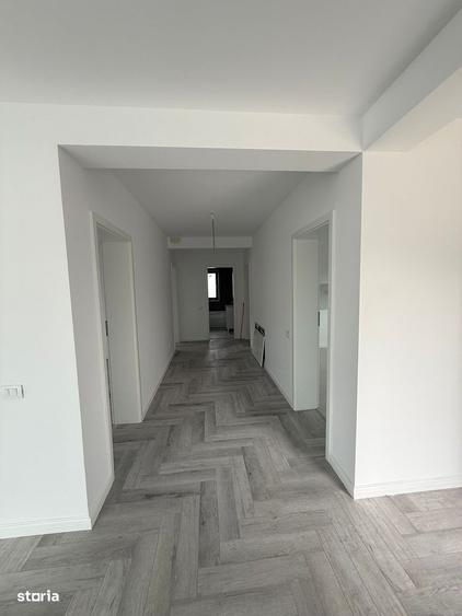 Casă cu 4 camere cu Teren 400 Mp în Clinceni