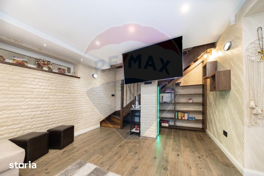 Casă cu 3 camere cu Teren 250 Mp în Bunloc