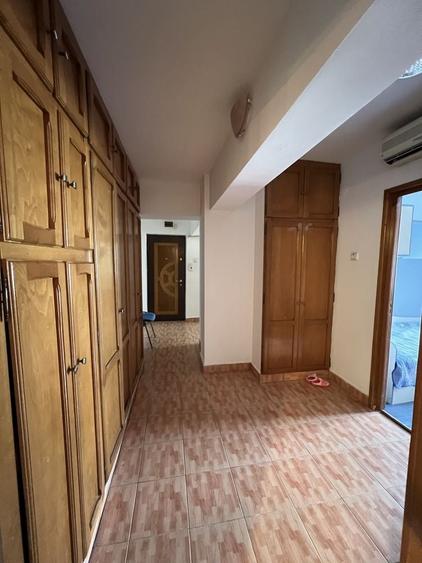 Inchiriez apartament 3 camere - 7