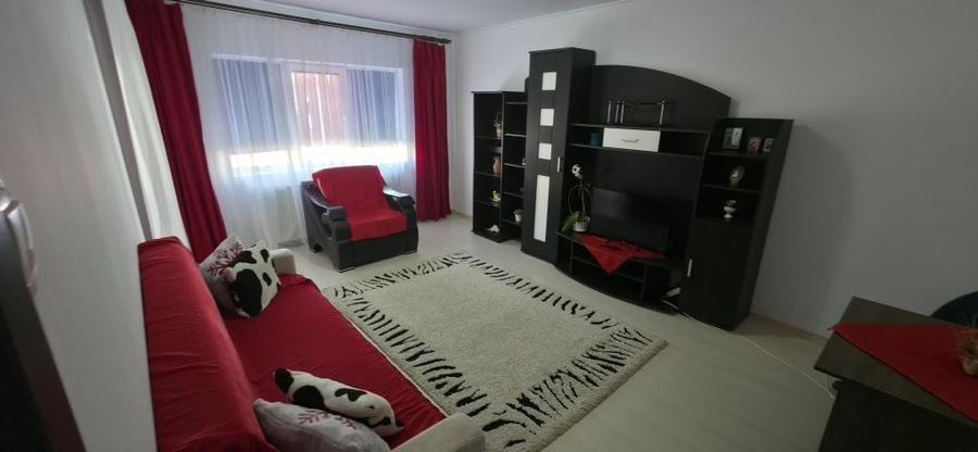 Apartament cu 3 camere decomandat în Nord