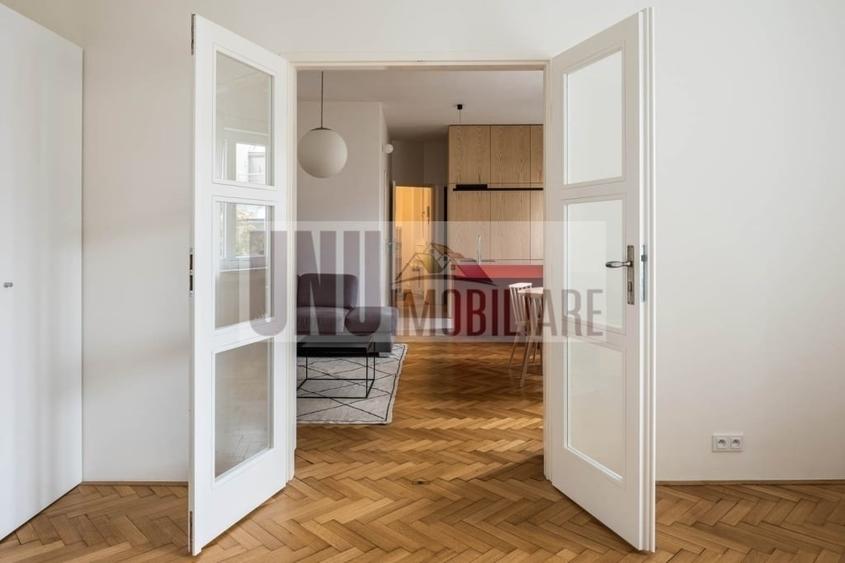 Apartament cu 2 camere decomandat în Vișani