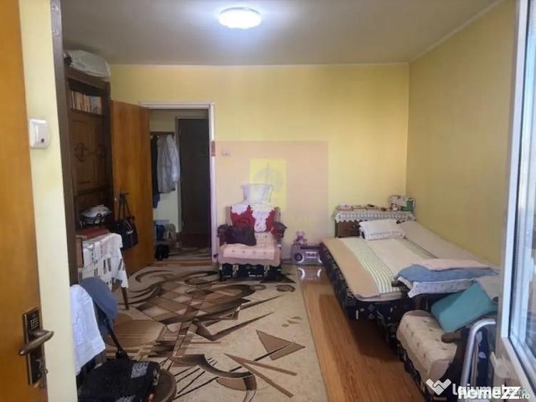 Garsonieră în Titan