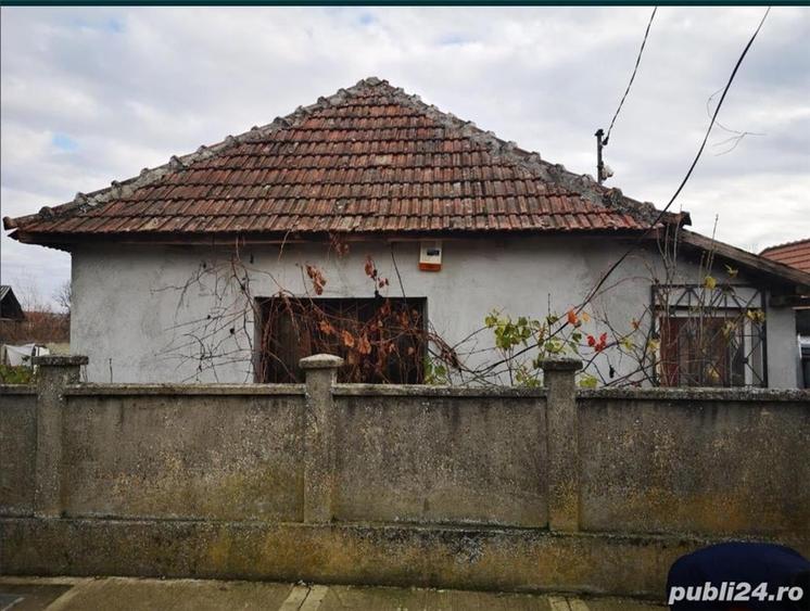 Casă cu 3 camere cu Teren 400 Mp în Ineu