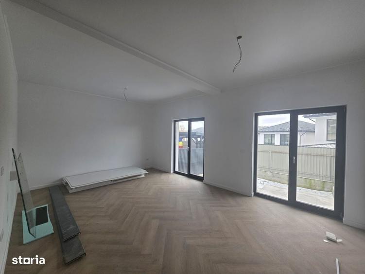 Apartament cu 4 camere în Bucium