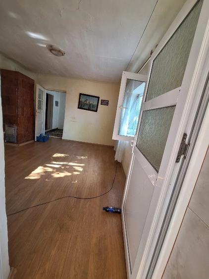 Casă cu 6 camere cu Teren 2080 Mp în Topraisar