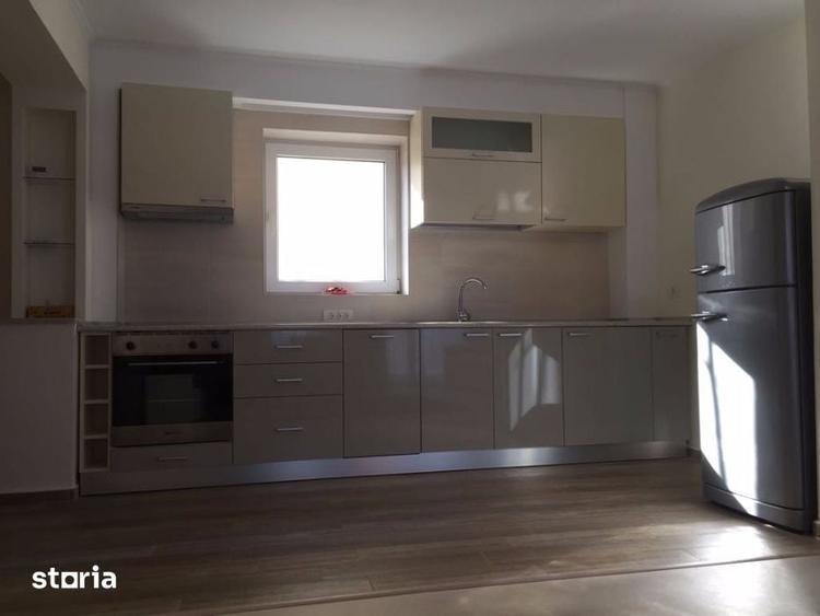 Apartament cu 3 camere în Primăverii