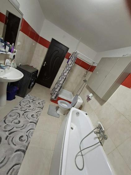 Casă cu Teren 435 Mp în Cumpăna