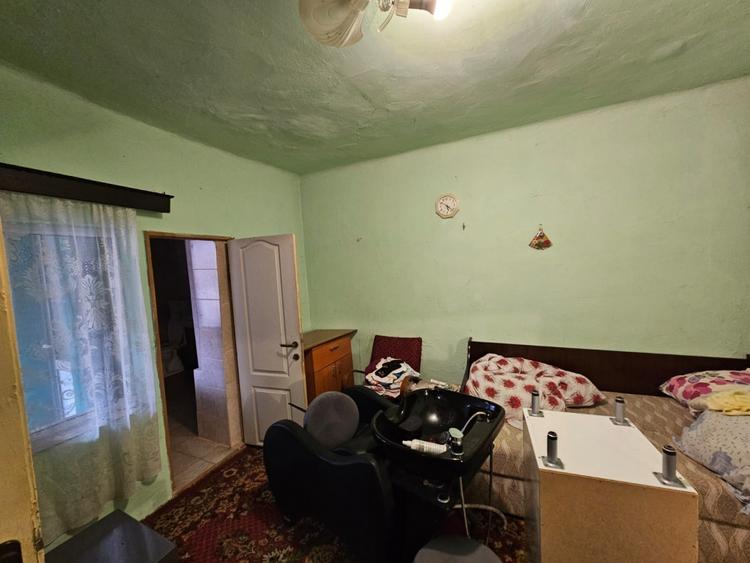 Casă individuală cu 2 camere cu Canalizare în Rahova