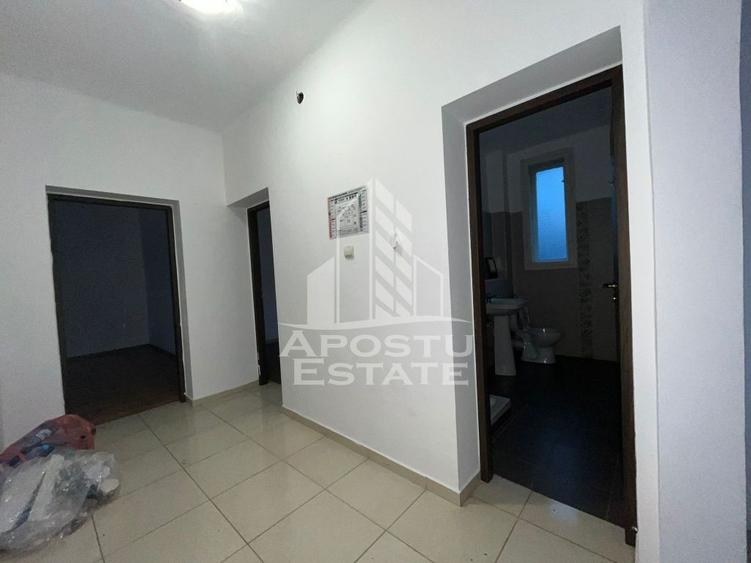 Casă cu 3 camere cu Teren 652 Mp în Olimpia-Stadion
