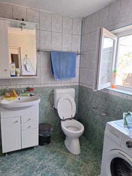 Casă cu 2 camere în Dragomirești-Deal