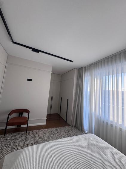 Apartament cu 3 camere decomandat, mobilat în Unirii