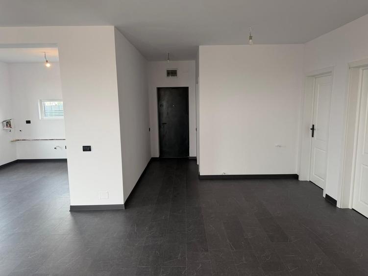 Casă cu 3 camere în Copăceni