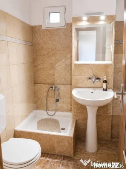 Apartament cu 4 camere decomandat în Steaua