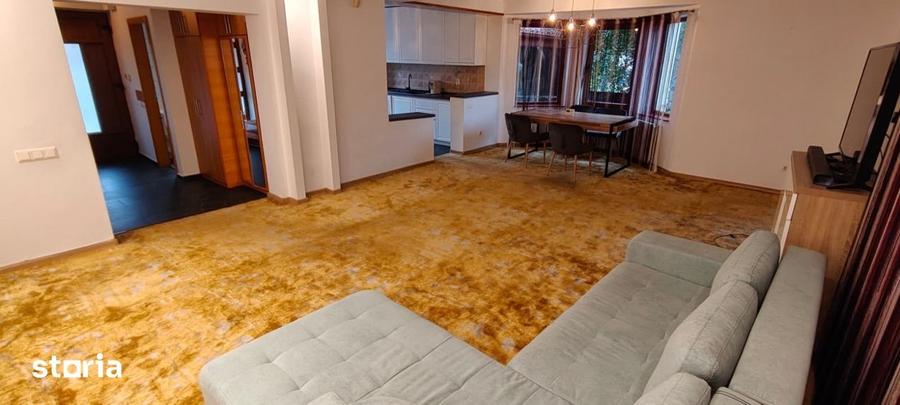 Casă cu 4 camere cu Teren 270 Mp în Bunloc