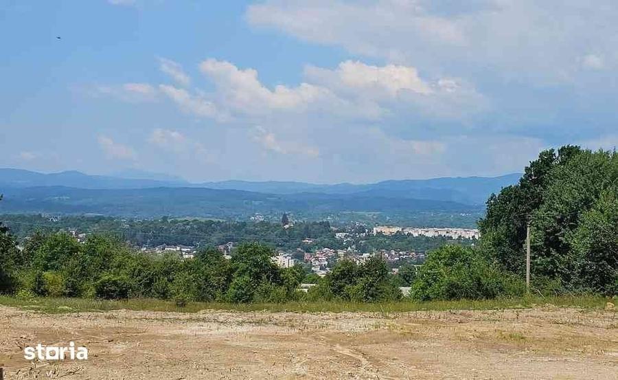 Teren de 1000 mp, în Central
