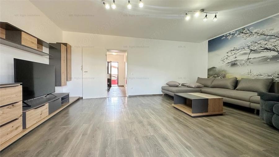 Casă cu 4 camere cu Teren 250 Mp în Sânpetru