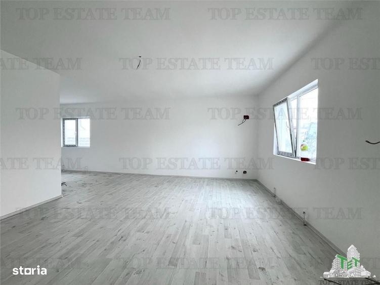 Casă cu 3 camere cu Teren 210 Mp în Lumina
