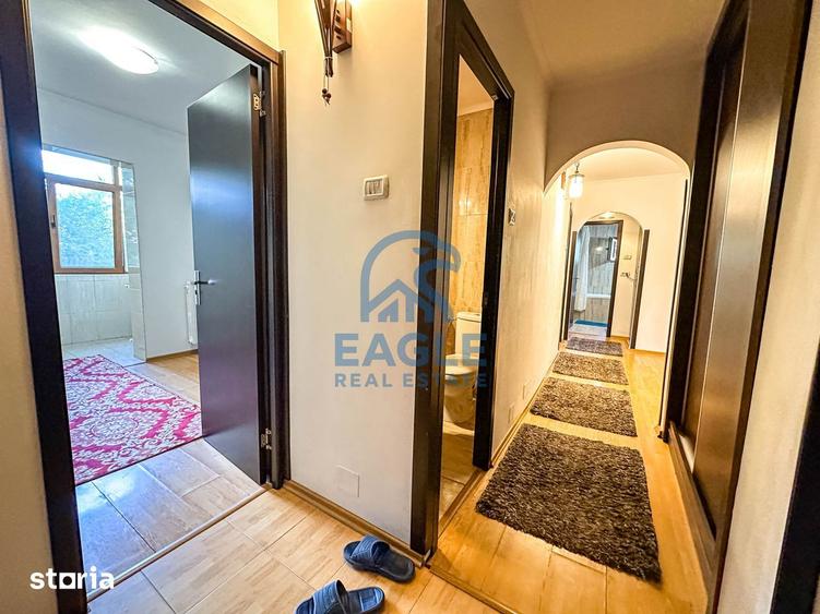 Apartament cu 3 camere decomandat, mobilat în Tomis Nord
